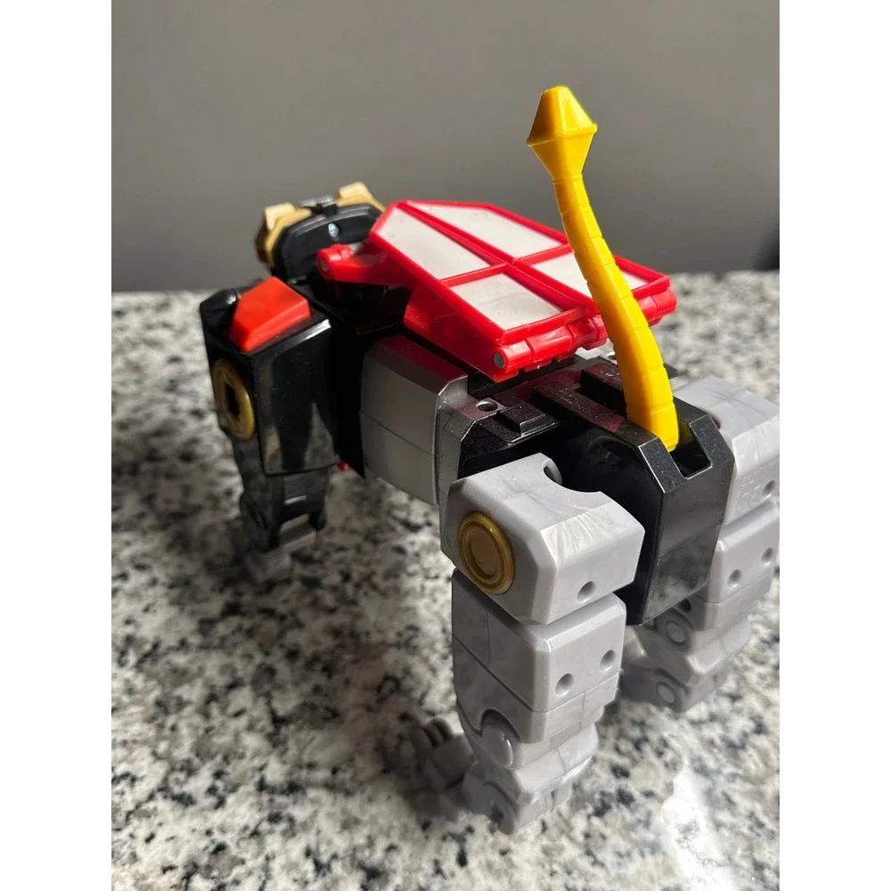 Voltron 2017‎ Classic Legendary Defender Electronic Black Lion Figure